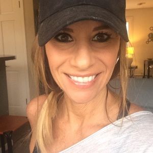 Meet your Posher, Kristen